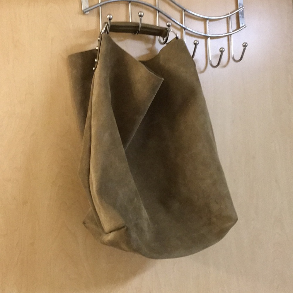 •LOW PRICE MAKE OFFER• AUTHENTIC BALENCIAGA PURSE